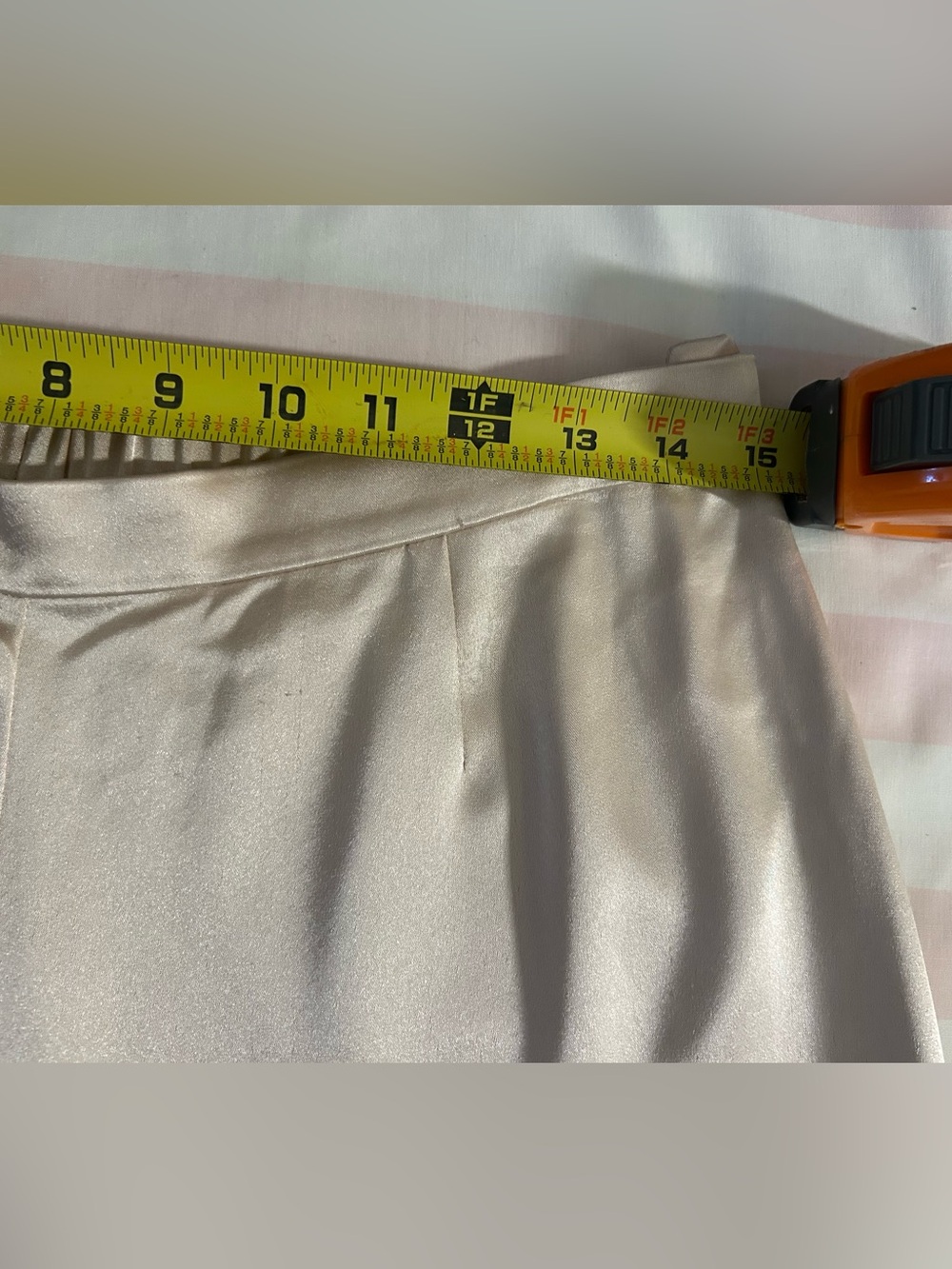 St. John Champagne Satin Wide Leg Pants Size 8 Quiet Luxury Evening - Picture 6 of 16